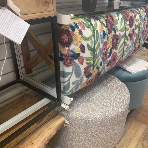 Bench - Picture 3 of 3